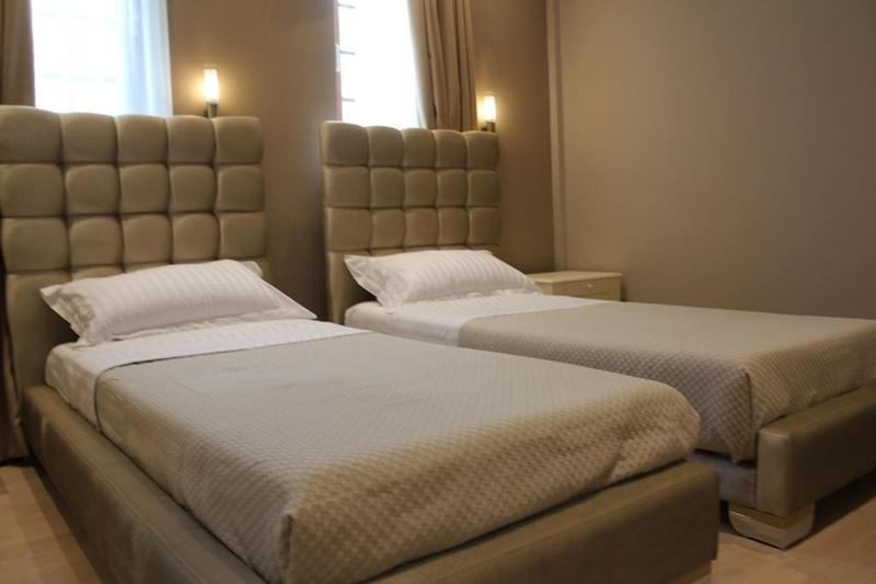 Hotel Rezidenca Desaret Berat Bagian luar foto